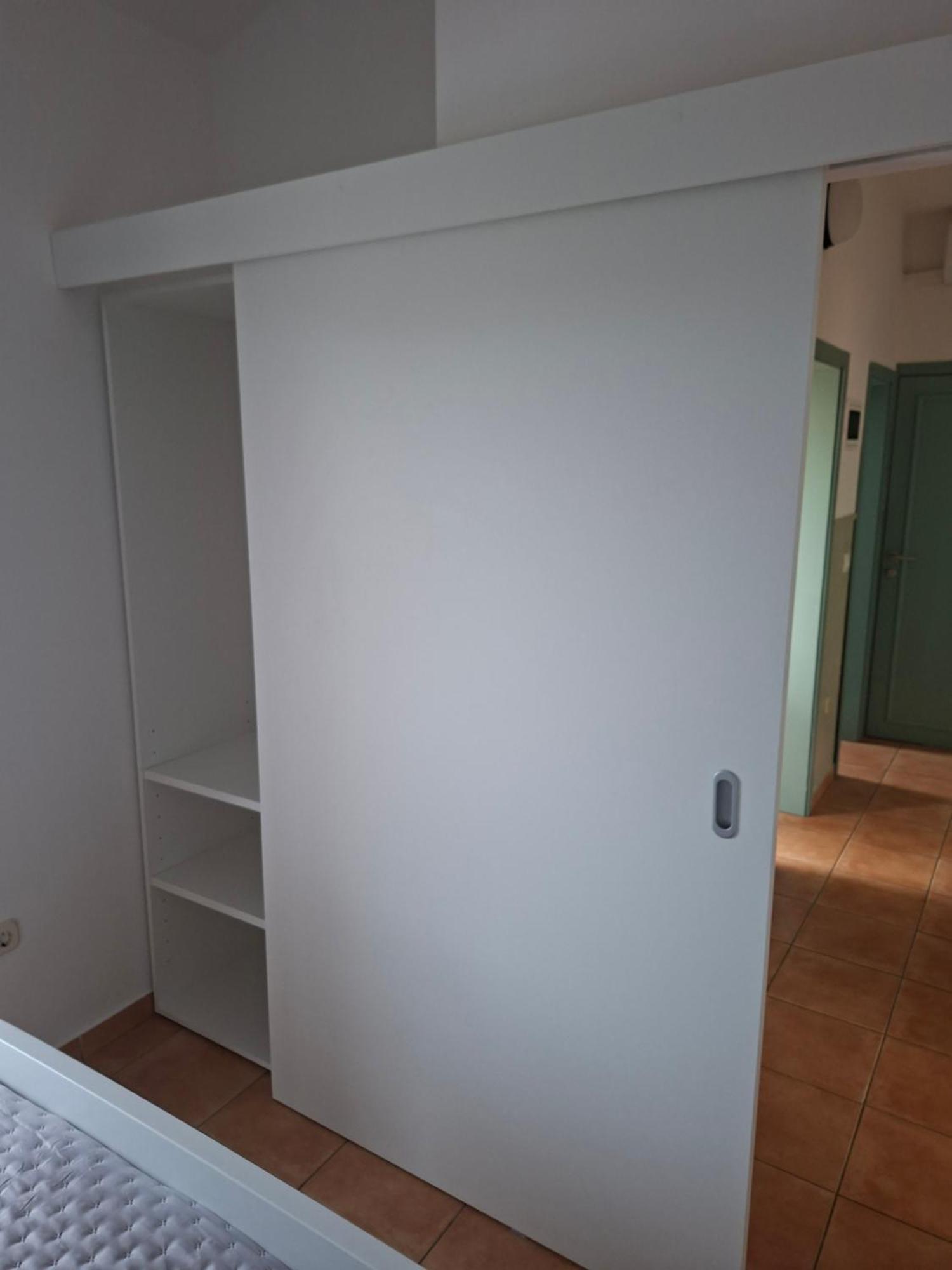 Apartment & Rooms Roza Peroj Bagian luar foto